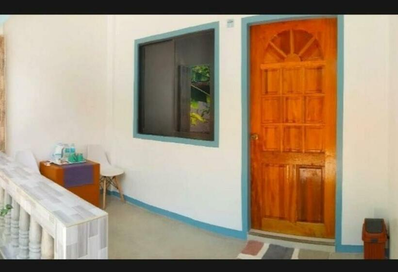 پانسیون Elen Inn   Malapascua Island Non Aircondition1