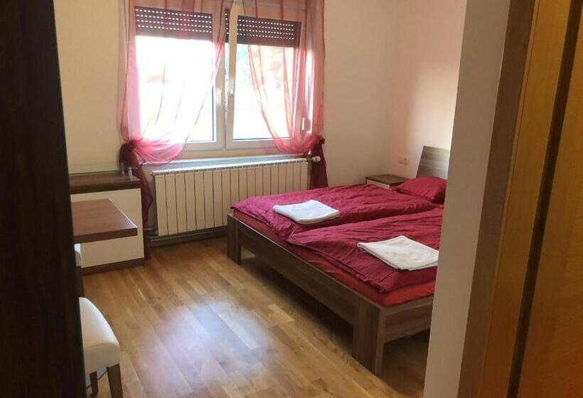 پانسیون Prenočišča Kovač