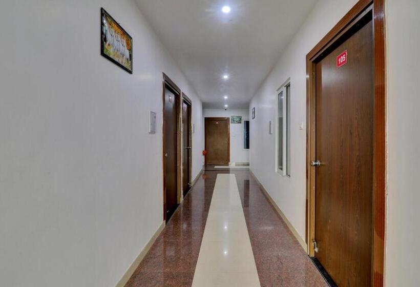 Spot On Hotel C S Tower