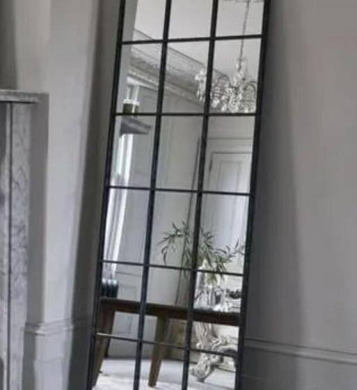 مبيت وإفطار Die Heerenhuys Guest Suites