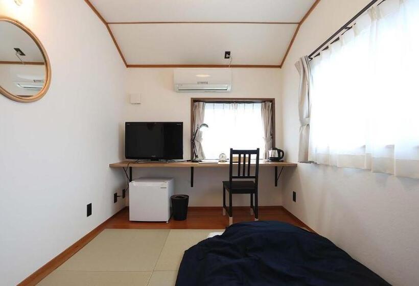 تختخواب و صبحانه お宿 Tsuruya