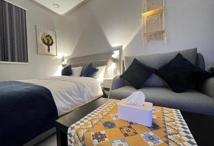 Condo Studio Self Checkin