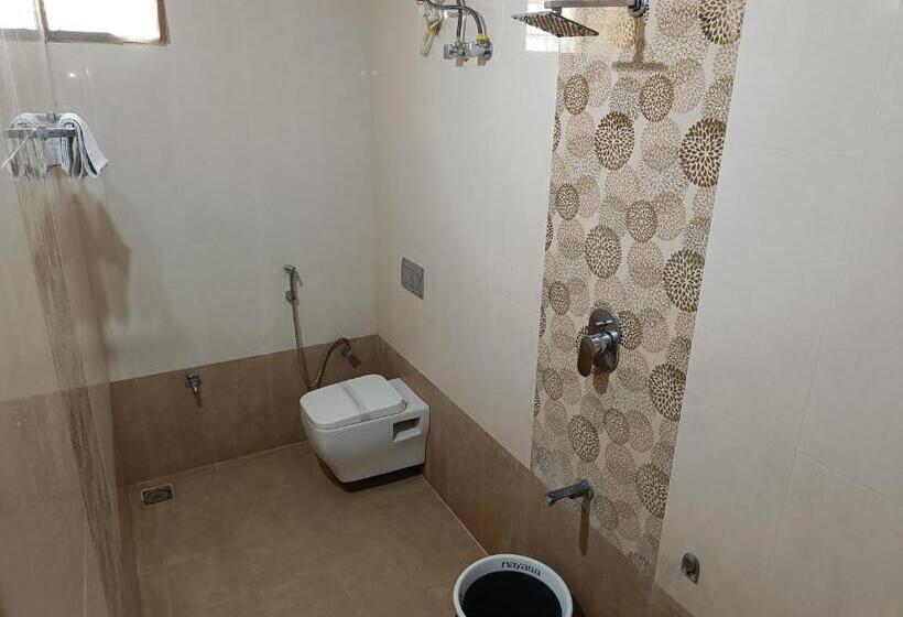 هتل Bluesky Ramapuram