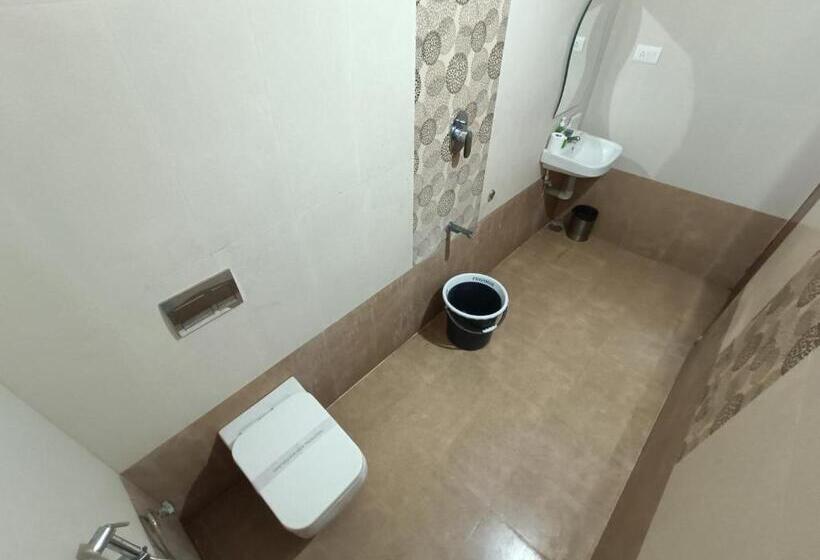 Отель Bluesky Ramapuram