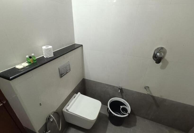 Отель Bluesky Ramapuram