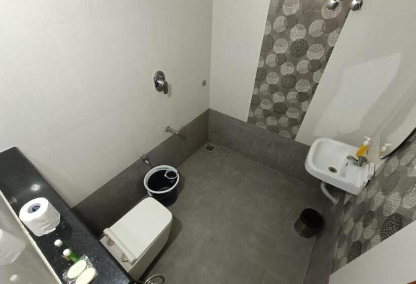 هتل Bluesky Ramapuram