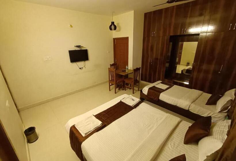 هتل Bluesky Ramapuram