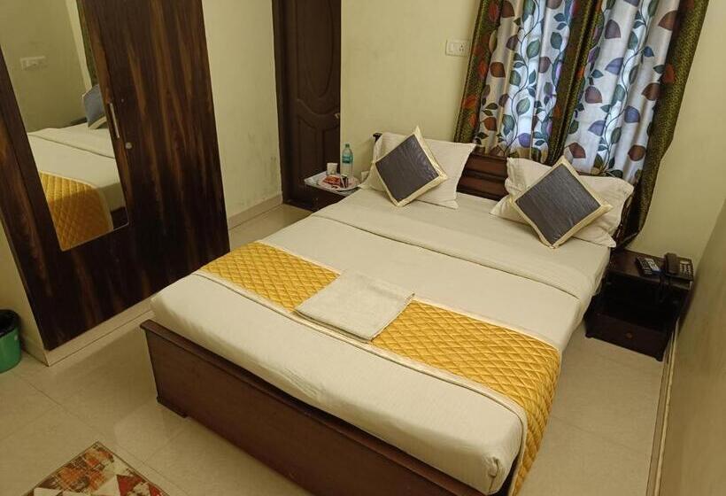 Отель Bluesky Ramapuram