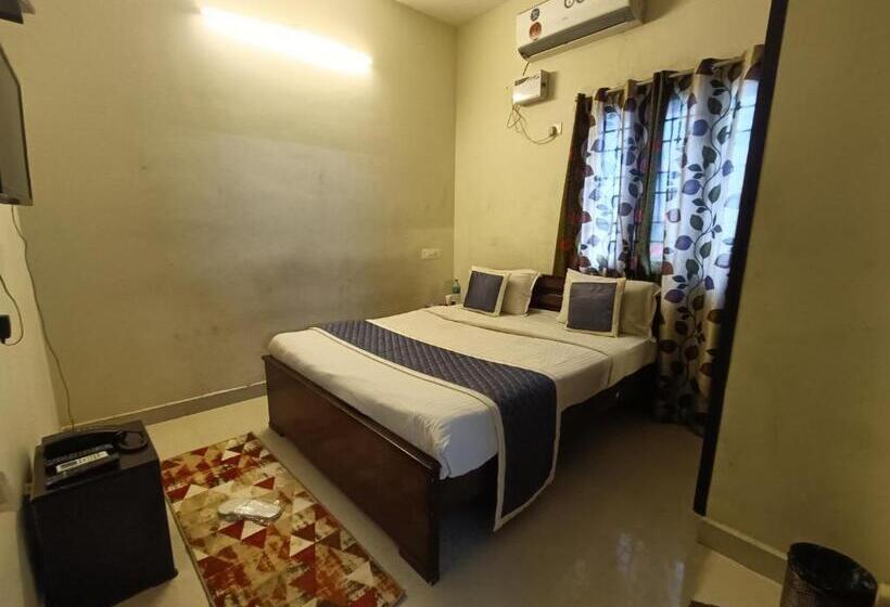 هتل Bluesky Ramapuram