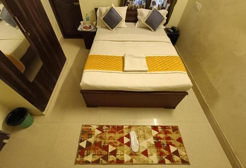 Отель Bluesky Ramapuram