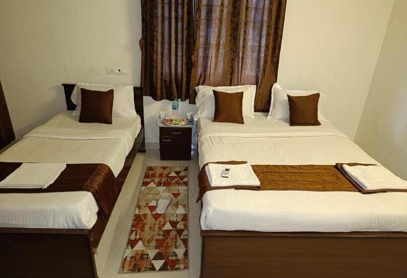 هتل Bluesky Ramapuram