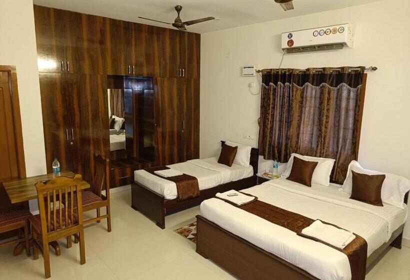 Отель Bluesky Ramapuram