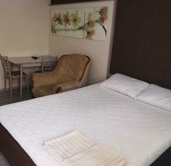 Отель Bolek Apartmany