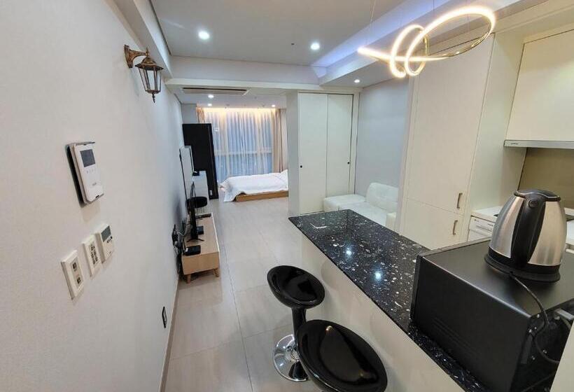 W Residence Hotel Centum City