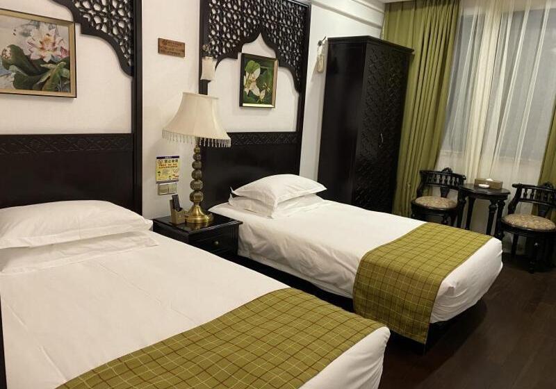 Greentree Eastern Hotel Yueqing Shifu Chenmu Square