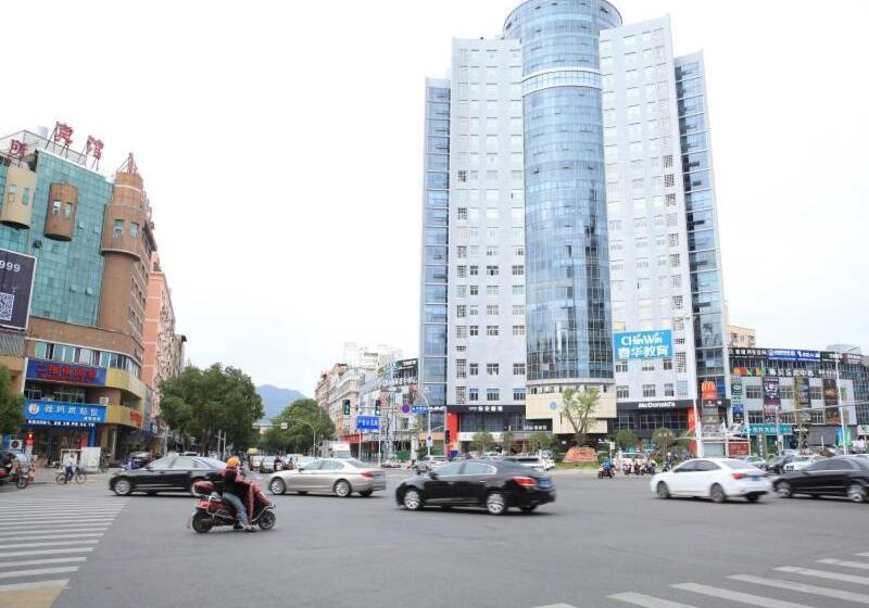 Greentree Eastern Hotel Yueqing Shifu Chenmu Square