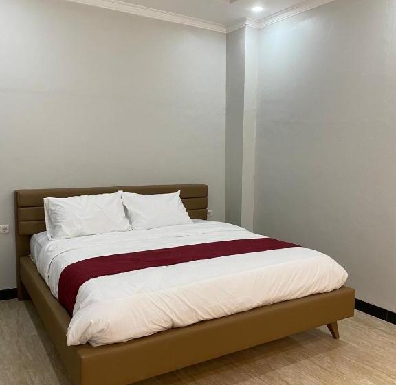 ホテル Lasnur Palace