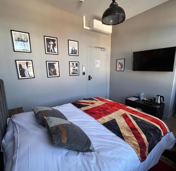 Отель Le Manoir Du Monde