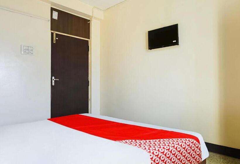 Отель Oyo Flagship A K Residency