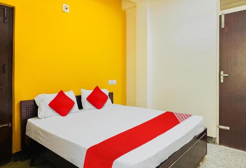 Отель Oyo Flagship A K Residency