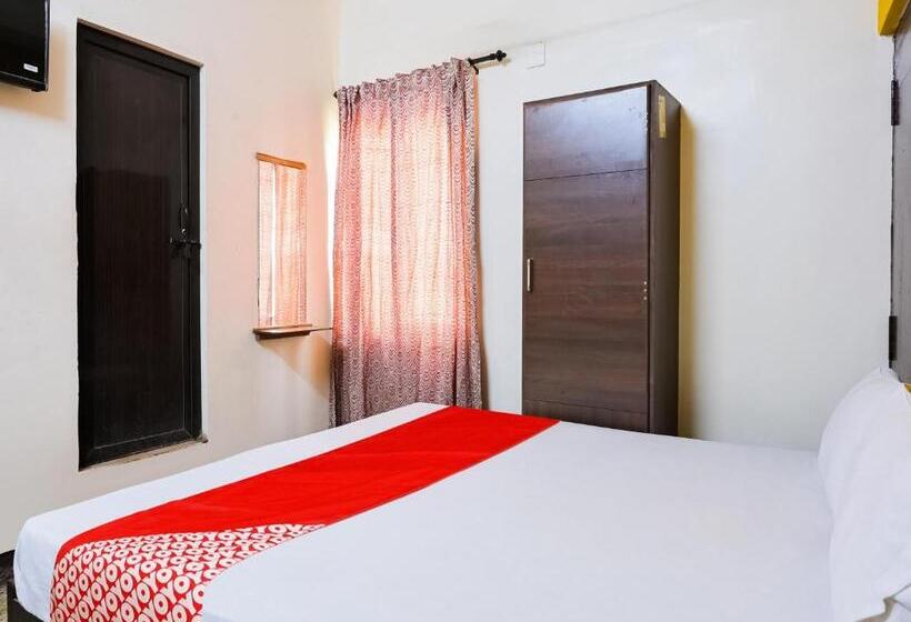 Отель Oyo Flagship A K Residency