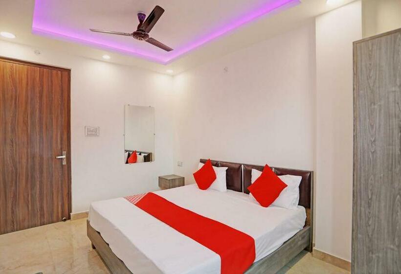 فندق Oyo Flagship Royal Residency
