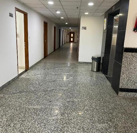 Отель Seth Murlidhar Seva Sadan Near Prem Mandir