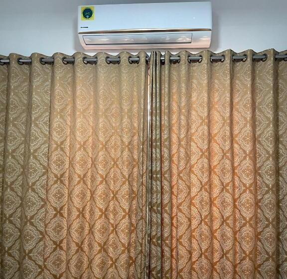 Отель Seth Murlidhar Seva Sadan Near Prem Mandir