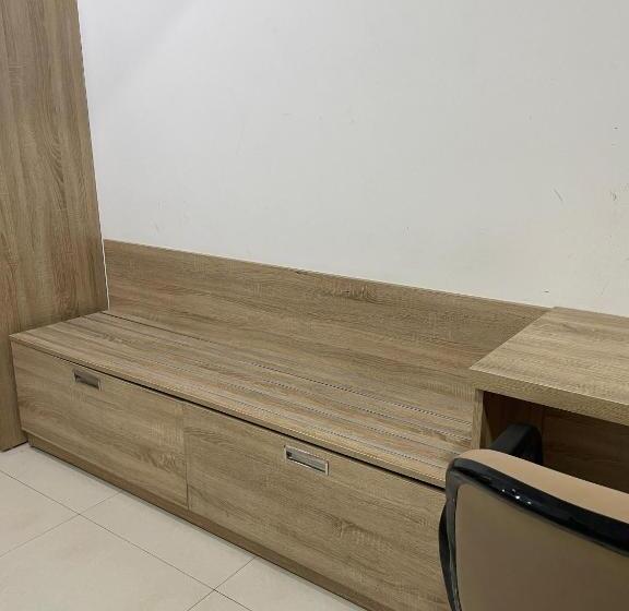 Отель Seth Murlidhar Seva Sadan Near Prem Mandir