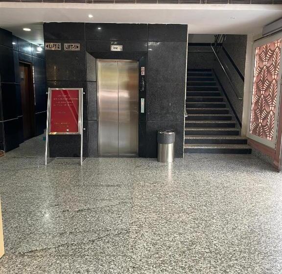 Отель Seth Murlidhar Seva Sadan Near Prem Mandir