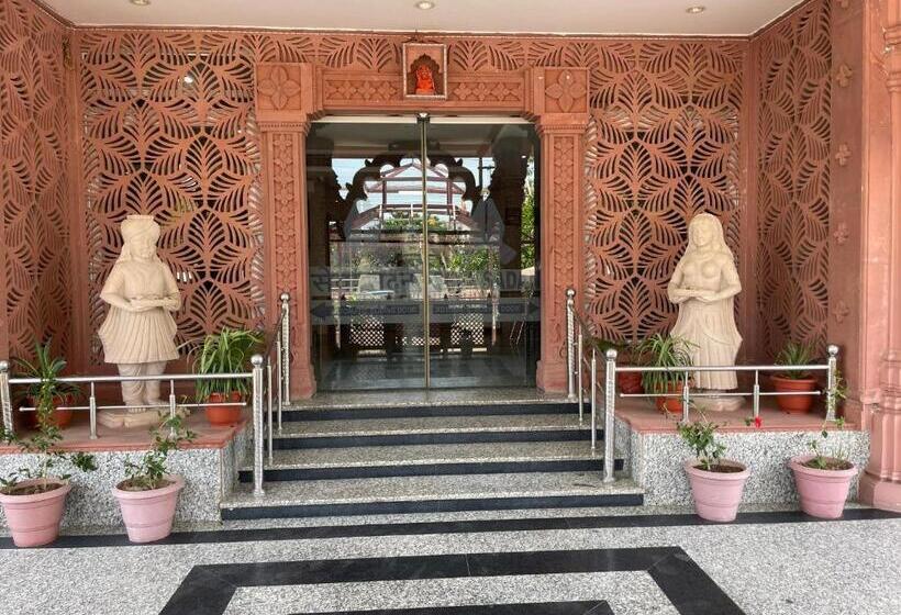 Отель Seth Murlidhar Seva Sadan Near Prem Mandir