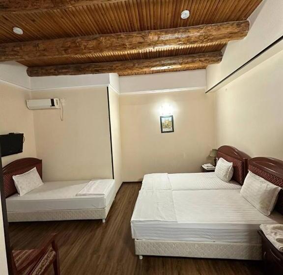 호텔 Shoxtut Boutique