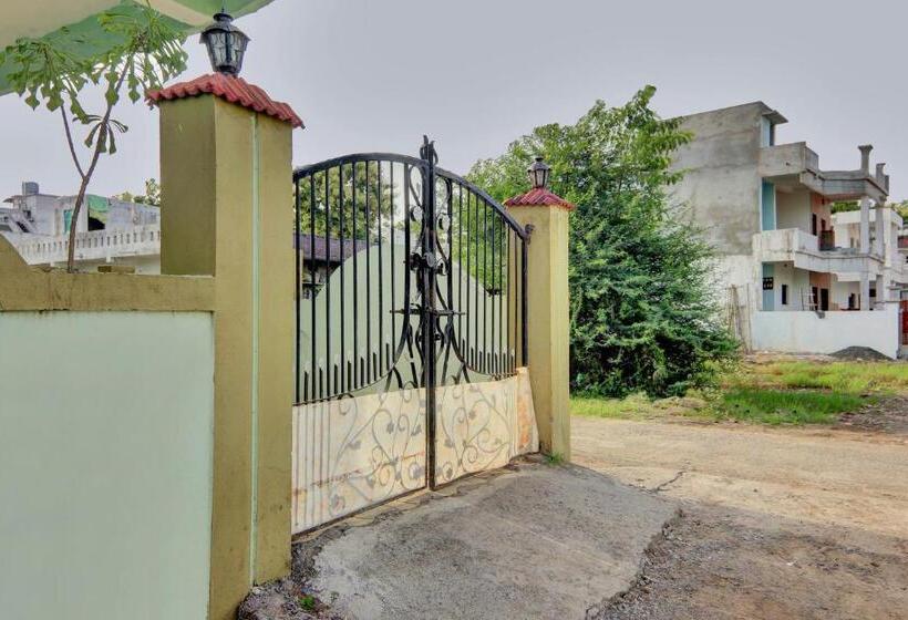 Oyo Flagship Hotel Classic Inn