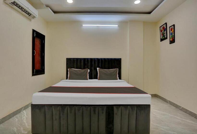 Oyo Flagship Hotel Cloud Inn