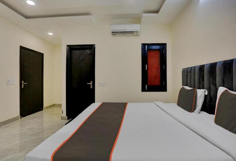 Oyo Flagship Hotel Cloud Inn