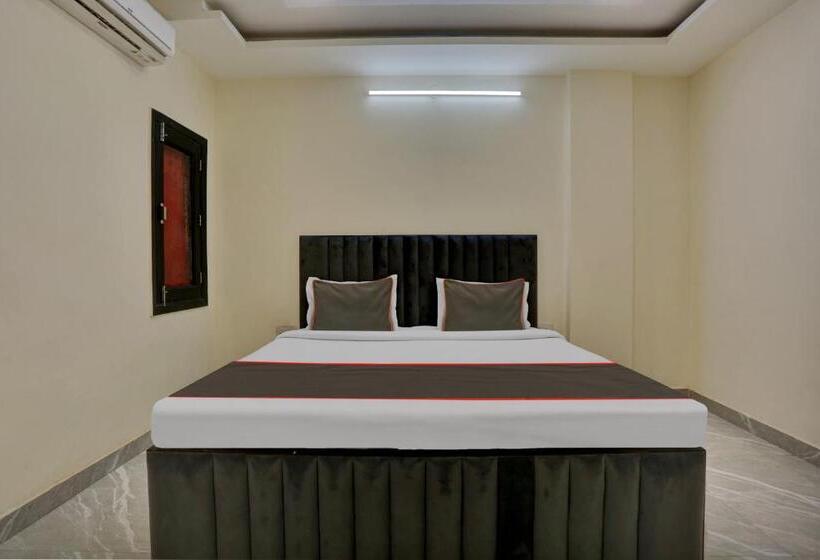 Oyo Flagship Hotel Cloud Inn