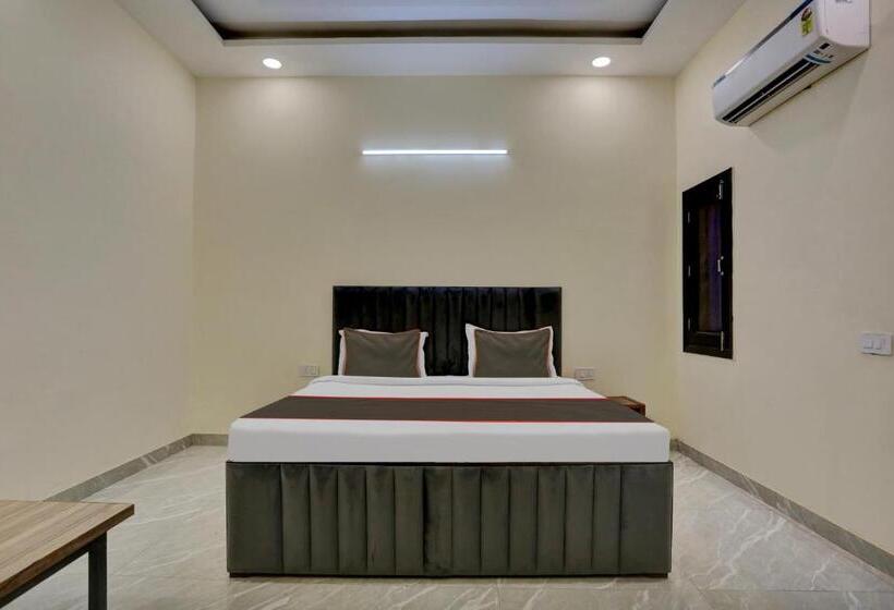 Oyo Flagship Hotel Cloud Inn