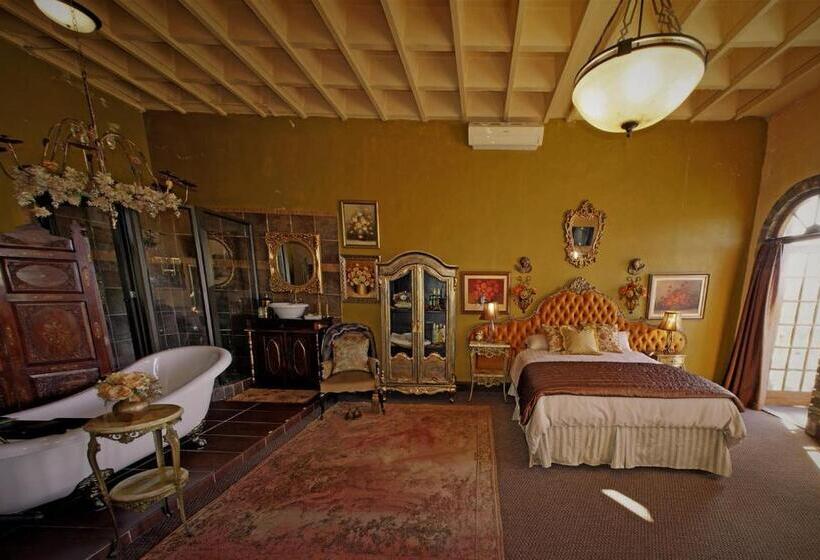 פנסיון Bygracealone Manor