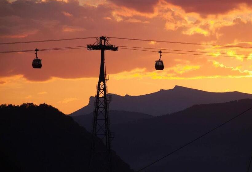 بنسيون Casa Tami