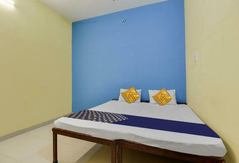 Spot On 81415 Hotel Vaishnavi