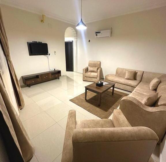 فندق الرائد الذهبية للشقق المخدومة