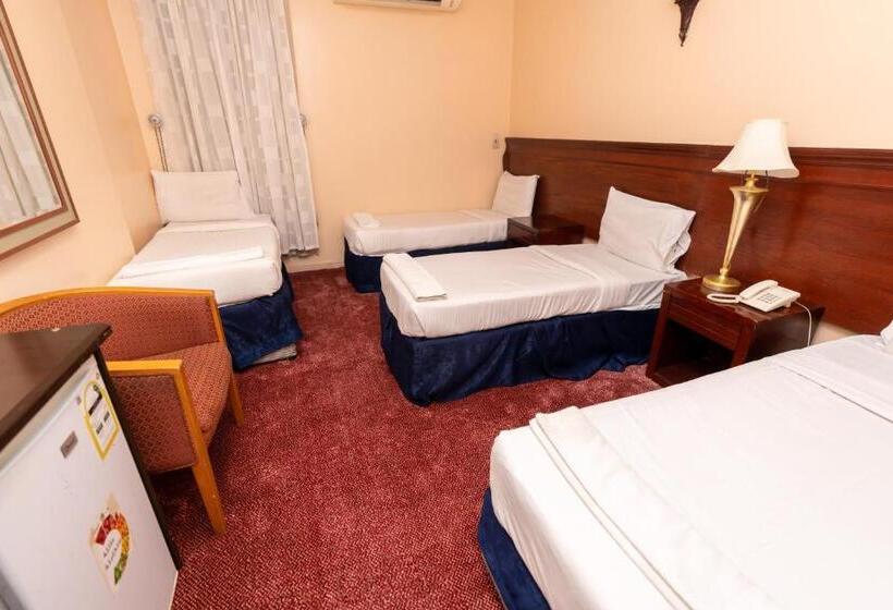 فندق برج العالم