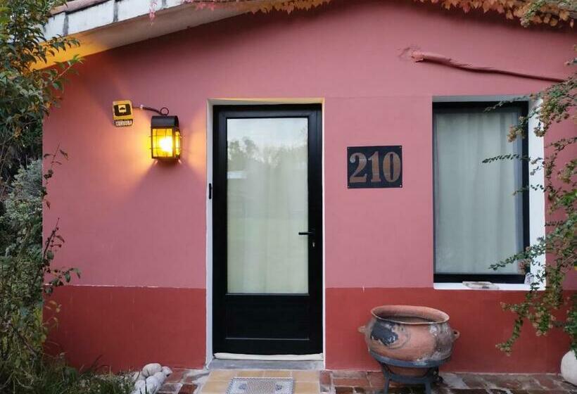 210 Casa De Huéspedes