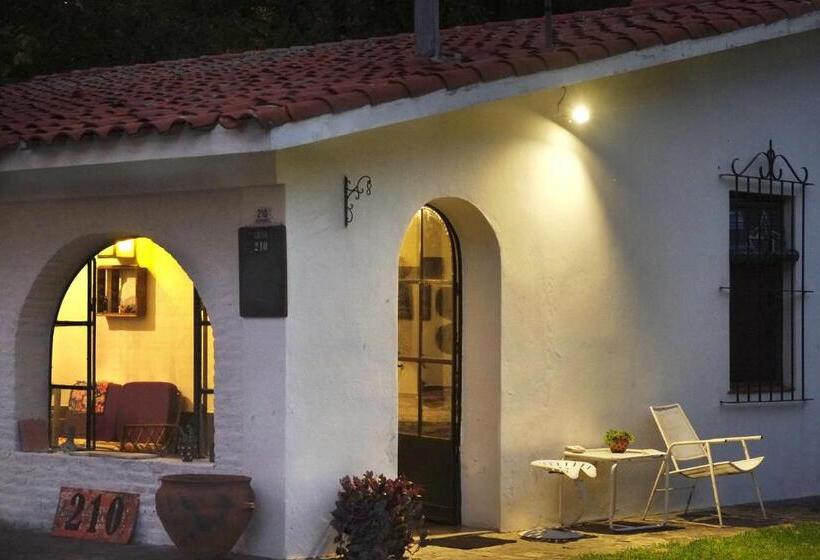 210 Casa De Huéspedes