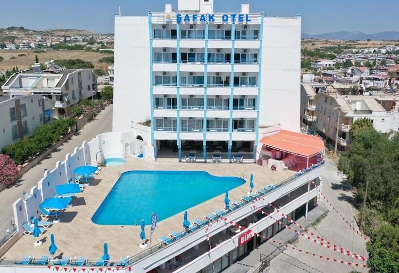 酒店 Safak