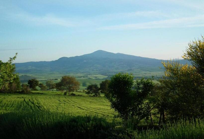 ホテル Agriturismo Fonte Senesi