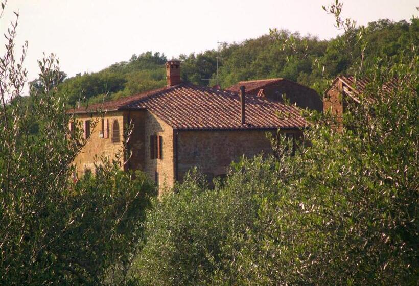 ホテル Agriturismo Fonte Senesi