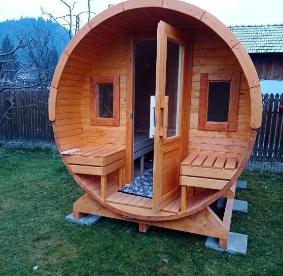 فندق Casa De Vacanta Eva