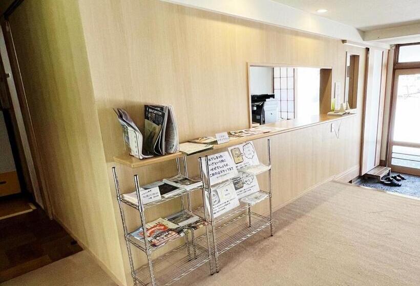 فندق Nakaya Ryokan