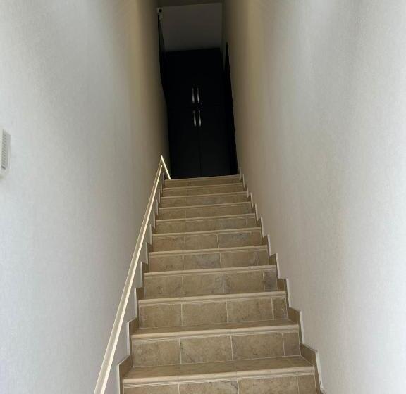 ホテル Noblesse Bacău